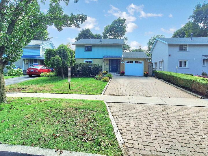 Photo de la propriété:  102 Botany Hill Road  ON M1G 3K7 