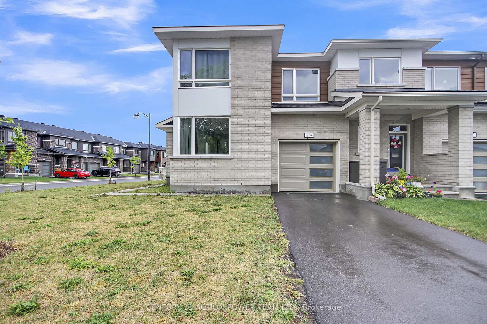 Property Photo: 254 Ormiston Crescent ON K2J 7E4