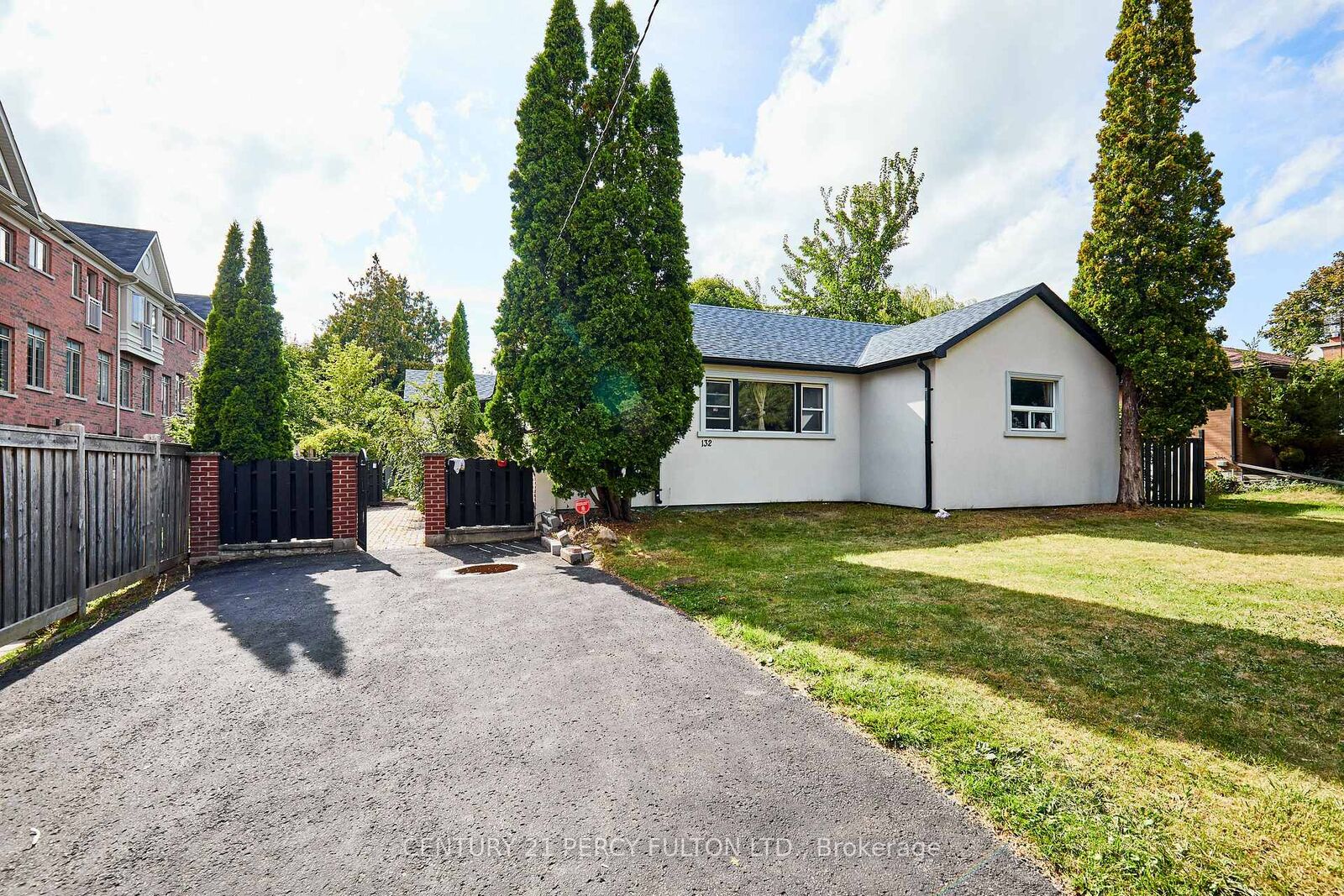 Property Photo: 132 Old Harwood Avenue ON L1T 4W4