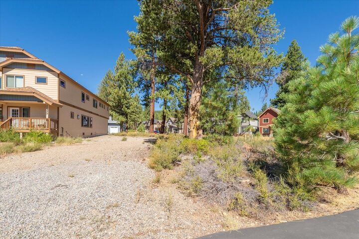 Property Photo:  11381 Wolverine Circle  CA 96161 