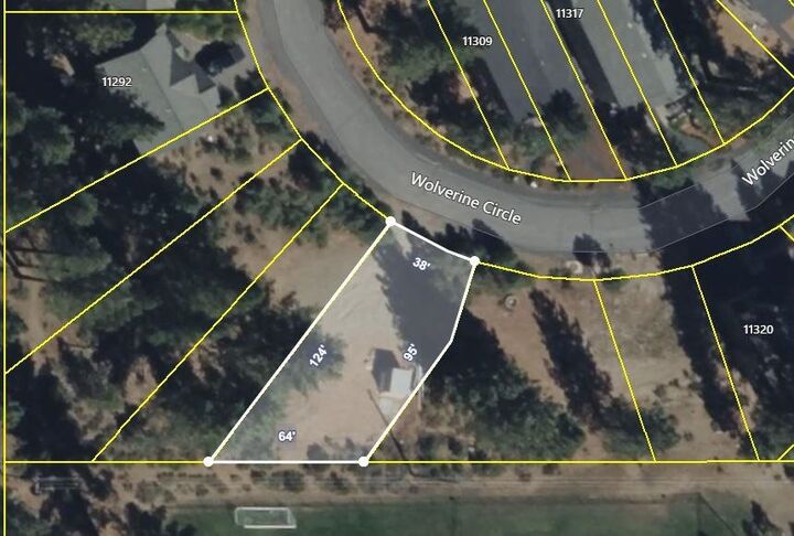 Property Photo: 11308 Wolverine Circle CA 96161