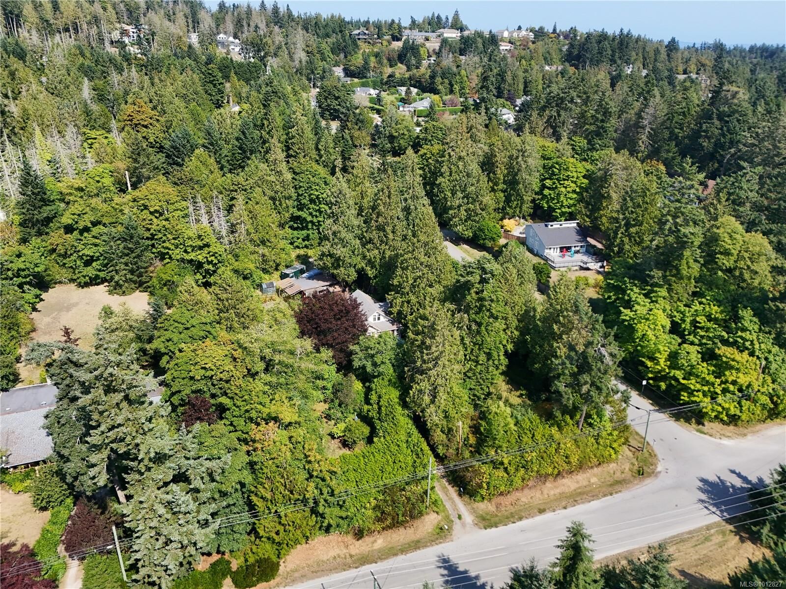 Property Photo:  1720 Swartz Bay Rd  BC V8L 5R2 