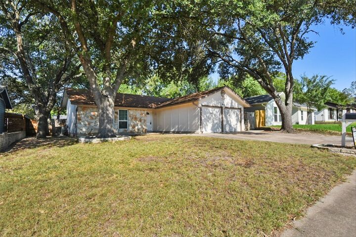 Property Photo:  7408 Lunar Drive  TX 78745 