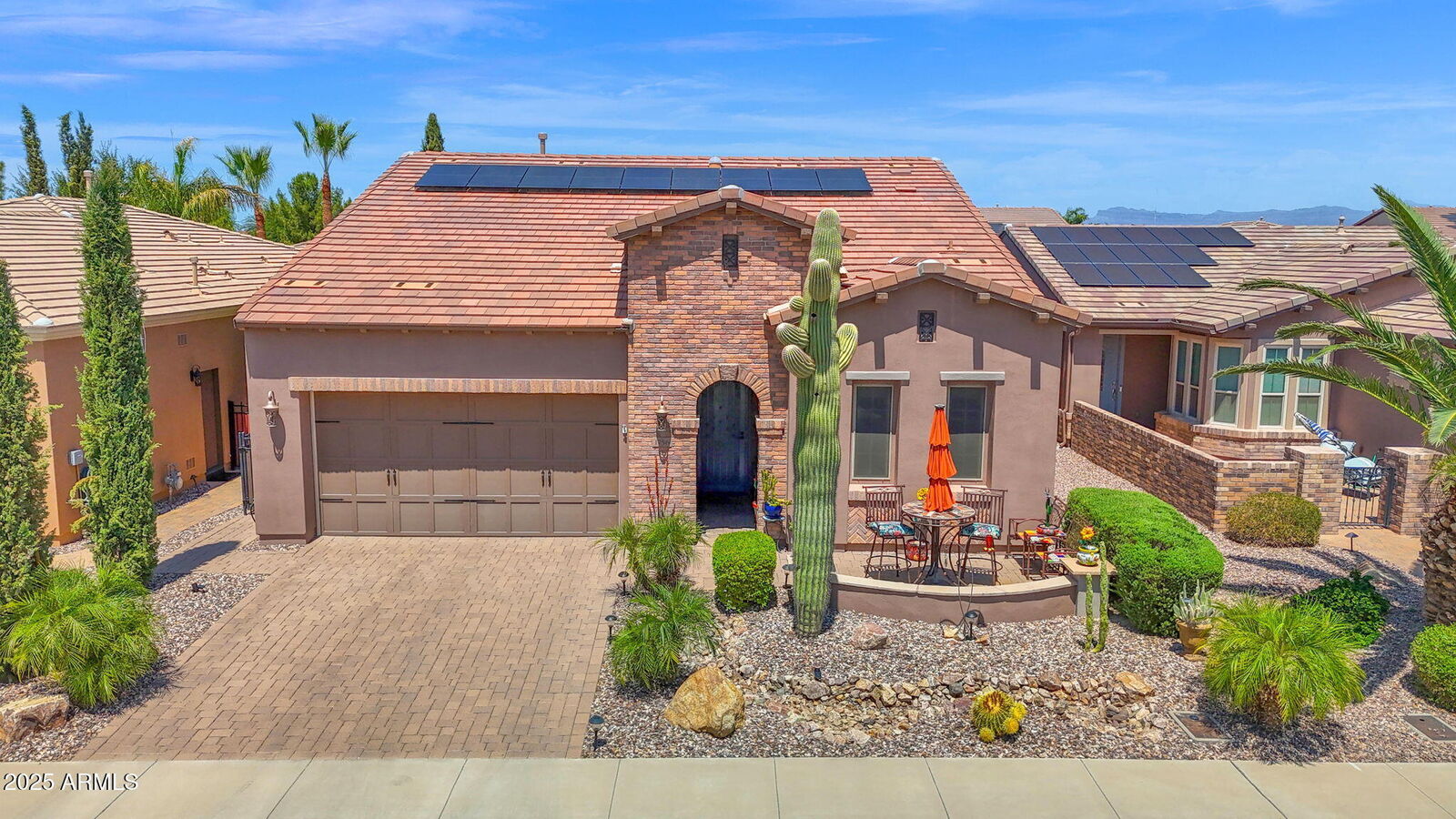 Property Photo: 1756 E Azafran Trail AZ 85140