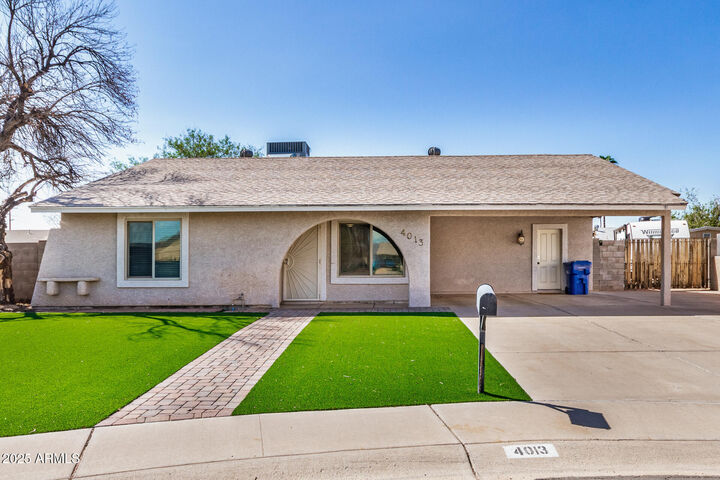 Property Photo:  4013 S Filer Drive  AZ 85282 