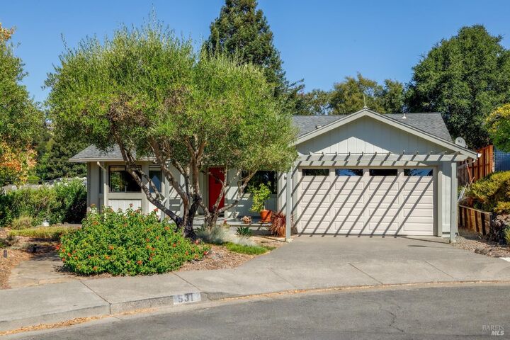 531 Jachetta Court  Healdsburg CA 95448 photo