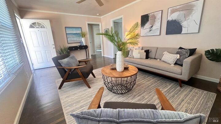 Property Photo:  40 La Cruz Avenue  CA 94510 