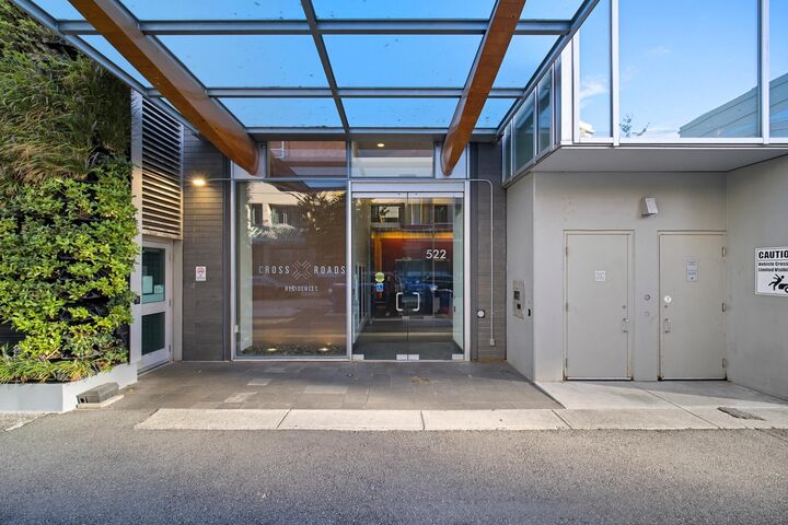 Property Photo:  522 W 8th Avenue 209  BC V5Z 0A9 