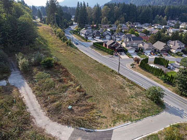 Property Photo: 66026 Kawkawa Lake Road 9 BC V0X 1L1