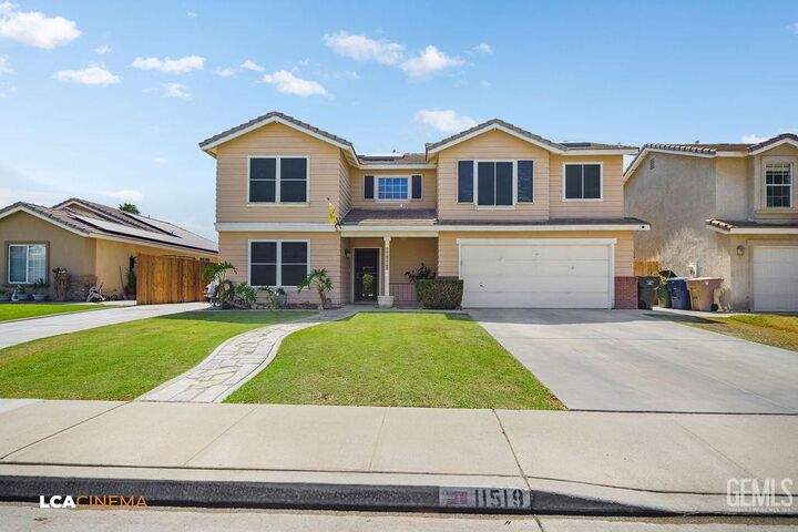 Property Photo:  11519 Show Ring Lane  CA 93312 