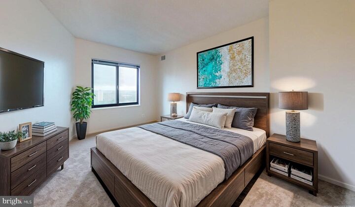 Property Photo: 307 Yoakum Parkway 1215 VA 22304
