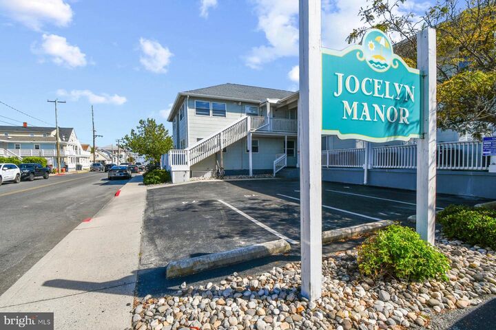 Property Photo:  207 8th Street 204W  MD 21842