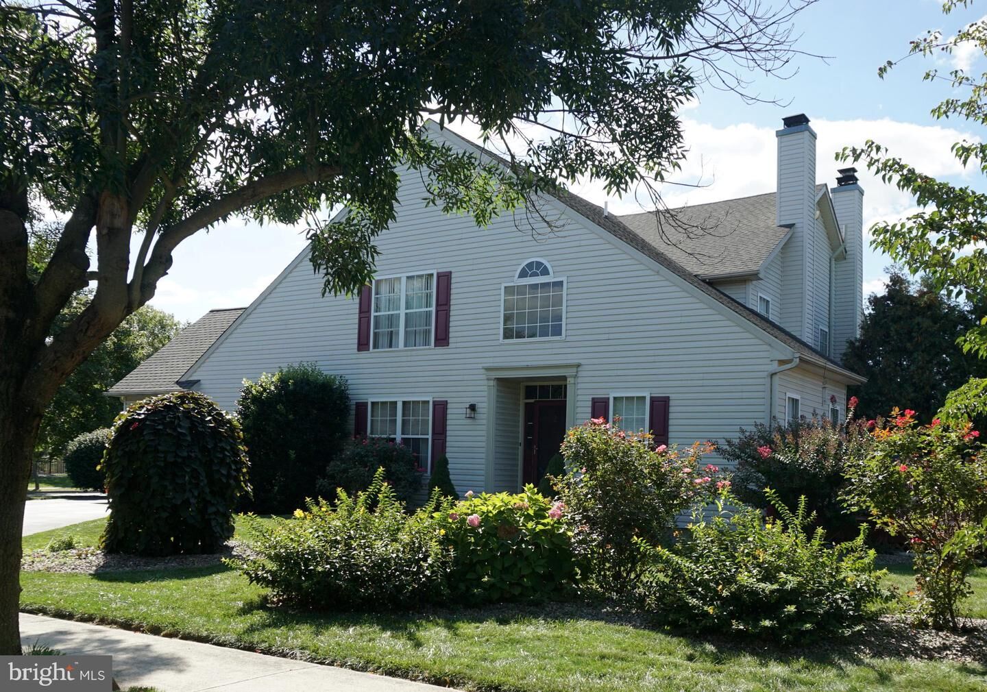 Property Photo: 6007 Timberknoll Drive PA 18062