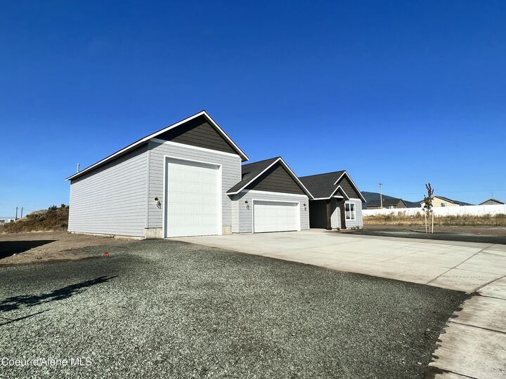Property Photo: 12054 N Lennon Ln ID 83858