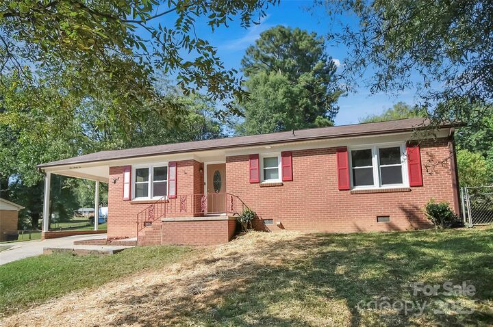 Property Photo:  422 Becky Avenue  NC 28052 