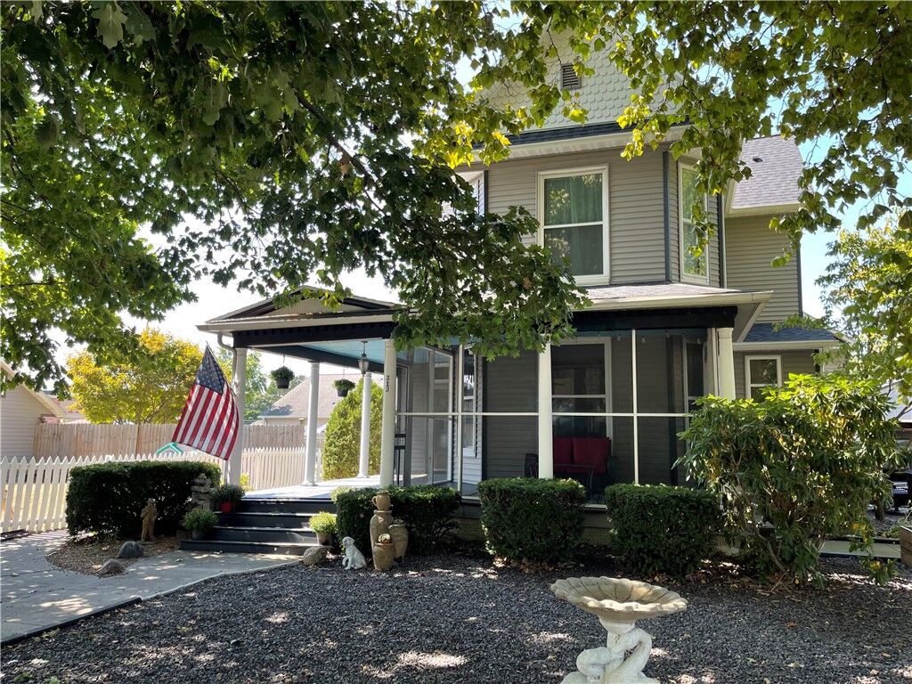 Property Photo:  313 N Hamilton Street  IL 61951 