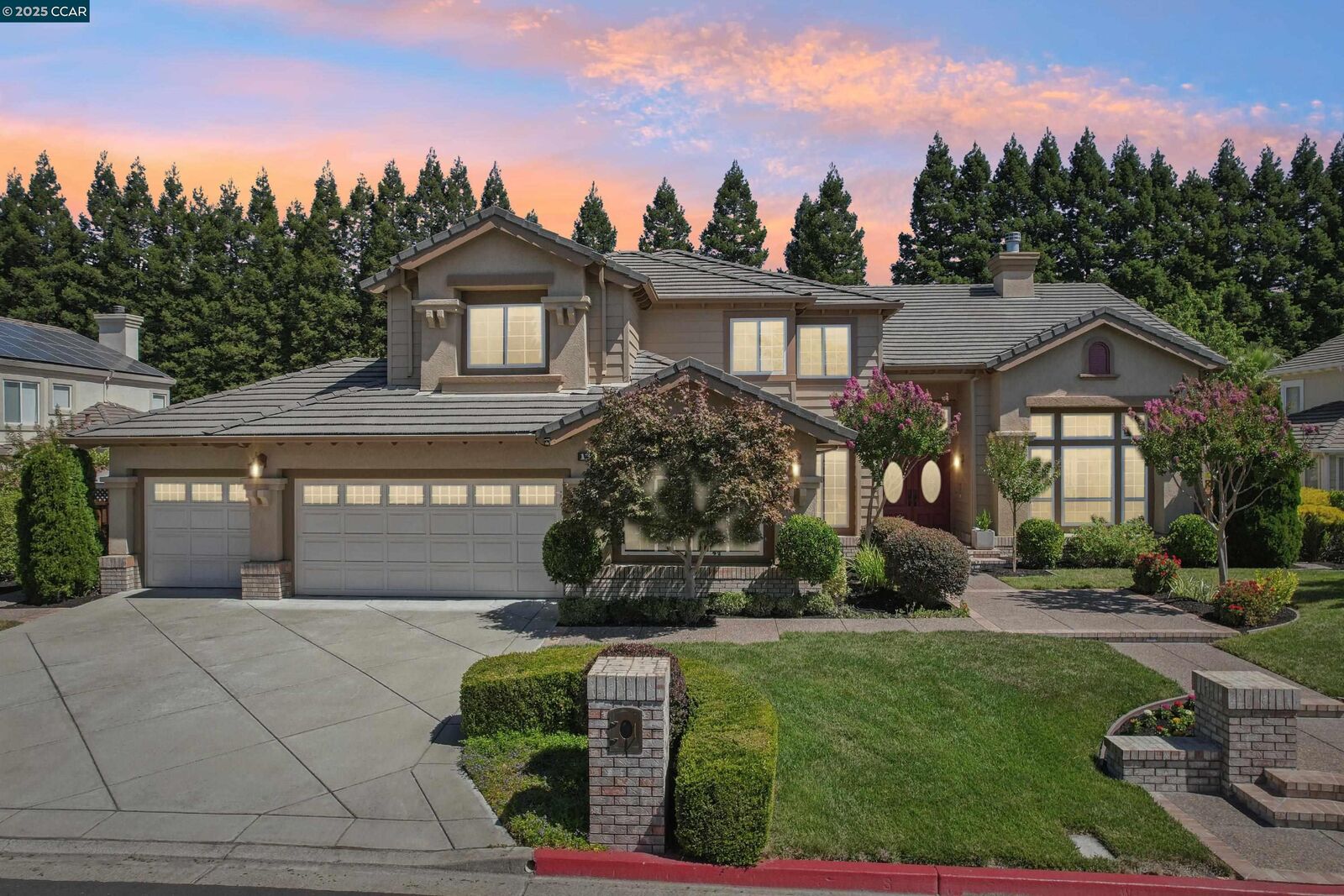 Property Photo: 132 Victoria Pl CA 94506