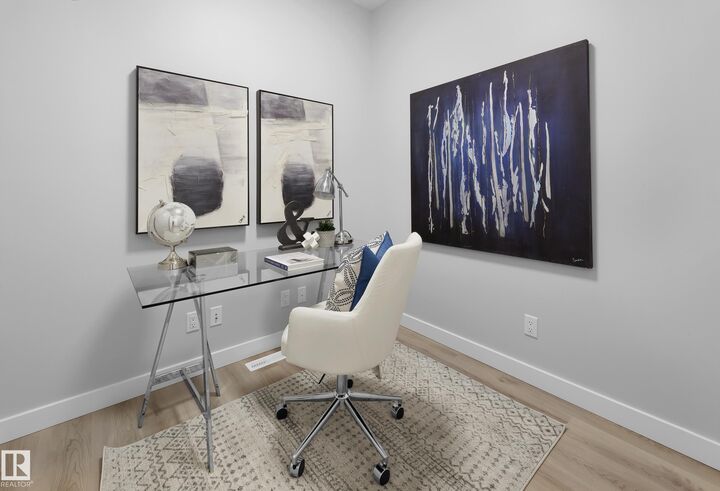 Property Photo: 811 Rowan Close SW AB T6X 3J4