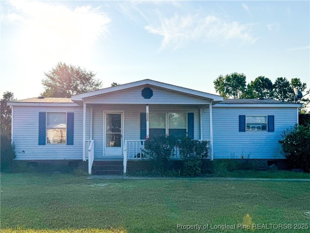 Property Photo:  228 Schiller Street  NC 28312 