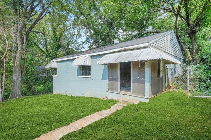 1090 Ira Street SW  Atlanta GA 30310 photo