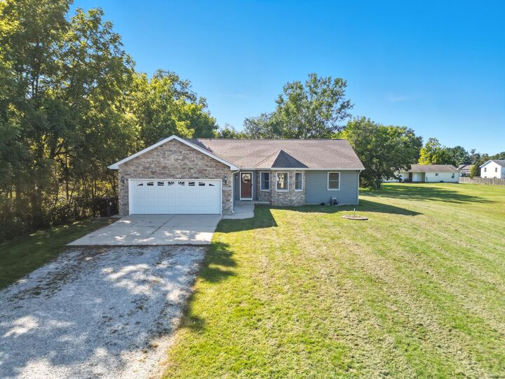 Property Photo: 12550 N 350 IN 46392