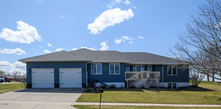 Property Photo:  1003 Lohstreter Road  ND 58554 