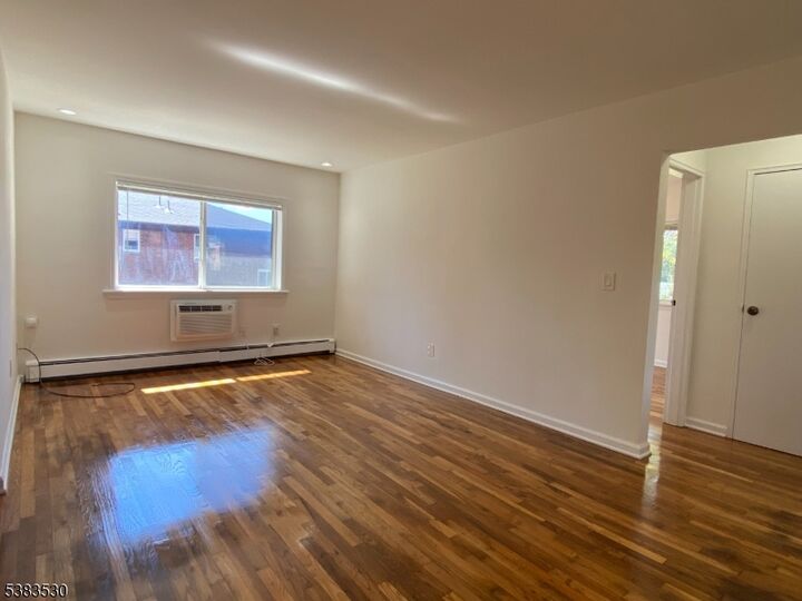 Property Photo:  372 Valley St C3e  NJ 07079 