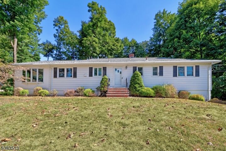 32 Ridge Dr  East Hanover Twp. NJ 07936 photo