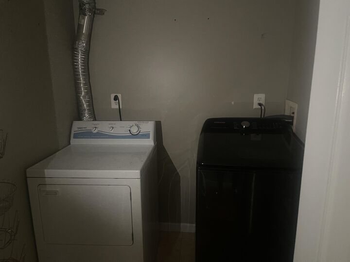 Property Photo:  193 Hutton St 2  NJ 07307 