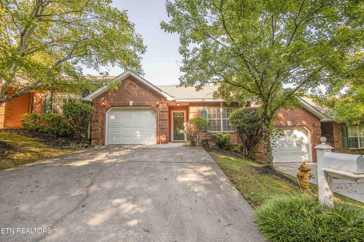 Property Photo: 1315 Lucy Way 7 TN 37912