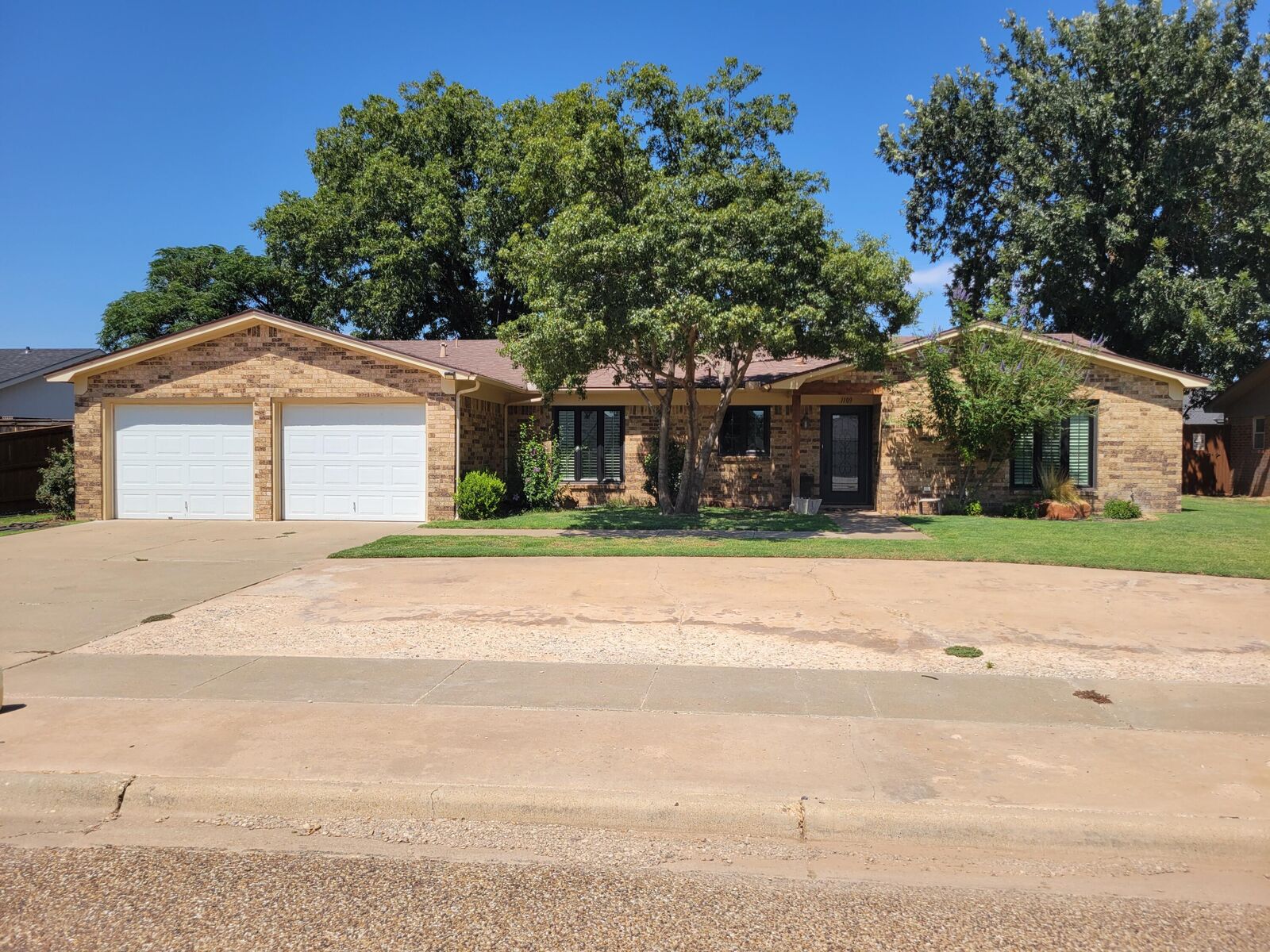 Property Photo: 1109 15th Street TX 79363
