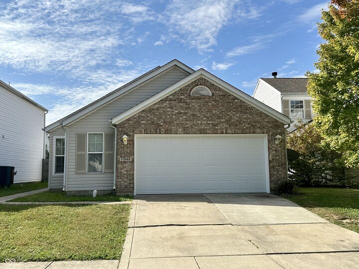 Property Photo:  11549 Glenn Abbey Lane  IN 46235 