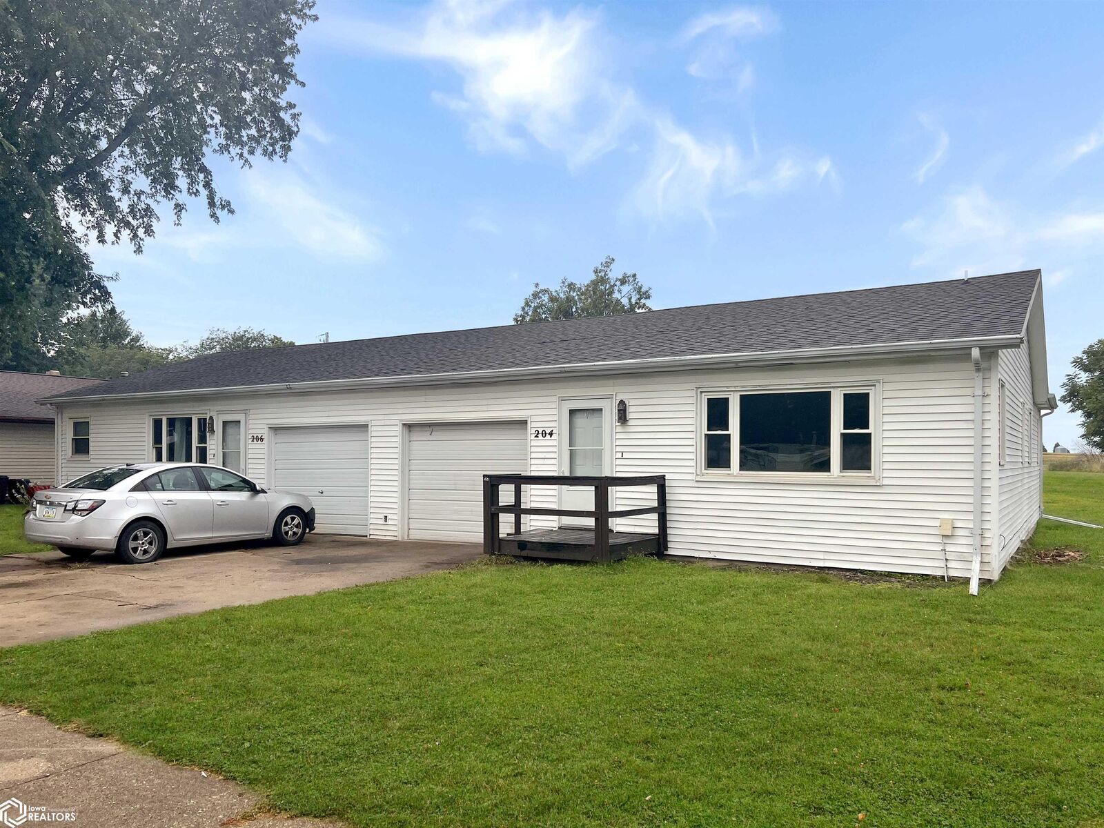 Property Photo:  204 &Amp 206 Elm Street  IA 50126 