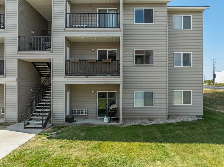 1616 20th Ave #101 NW  Minot ND 58703 photo