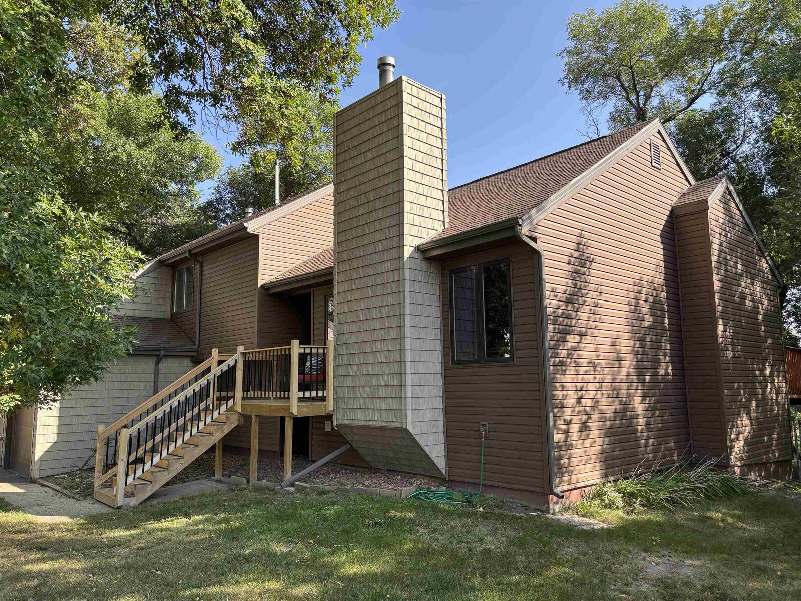 Property Photo:  1509 3rd Ave SW  ND 58701 