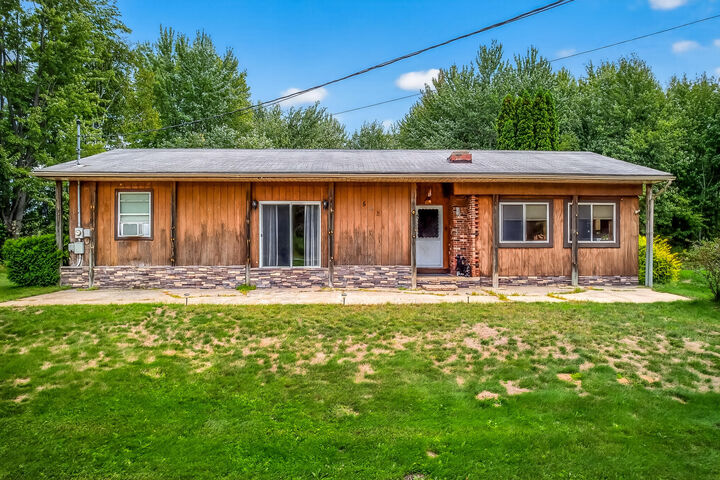 522 S Ravenna Road  Ravenna MI 49451 photo