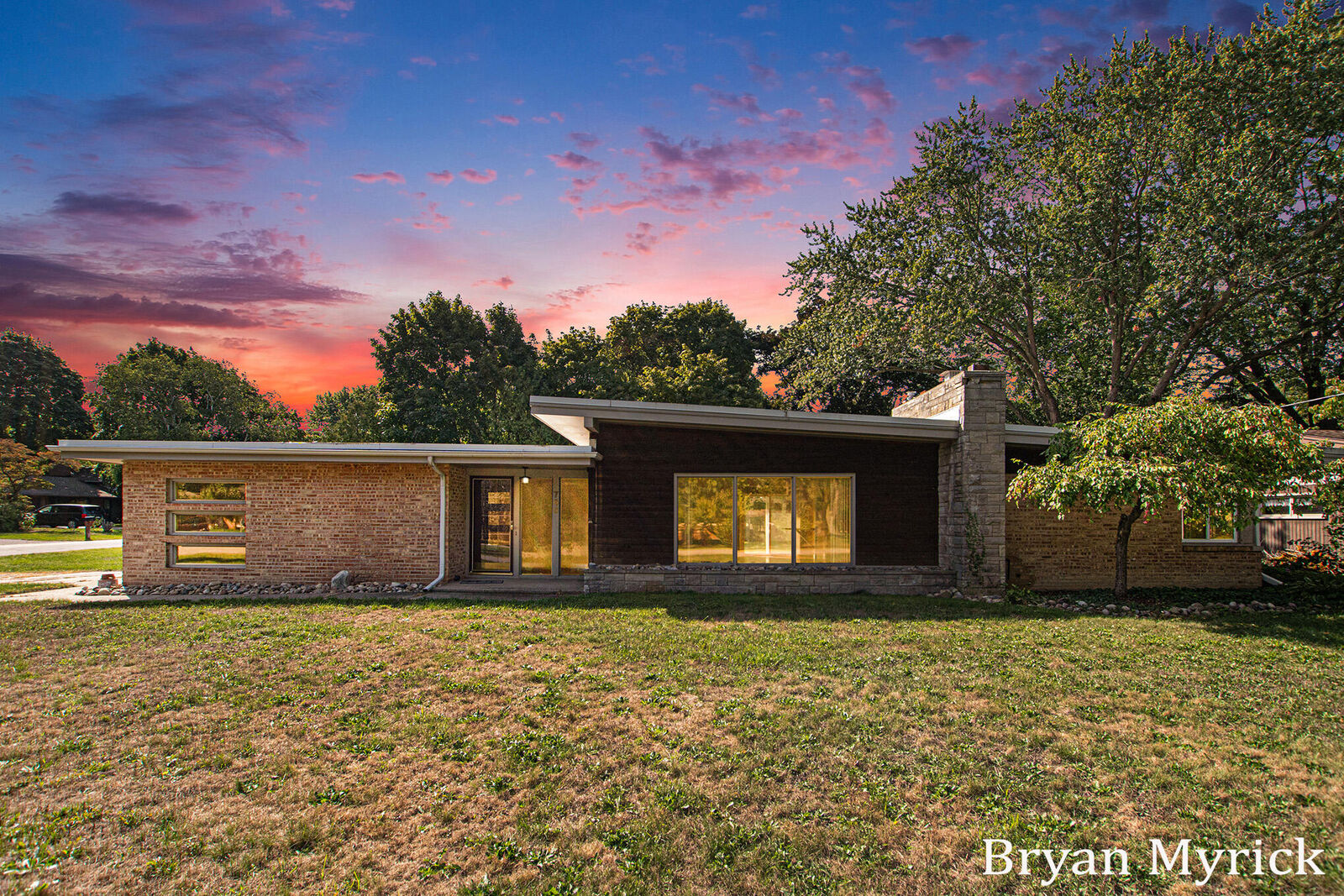 Property Photo: 766 Southgate Street MI 49423