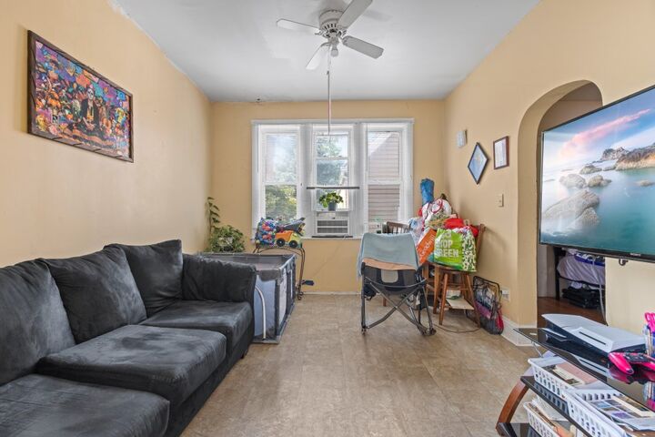 Property Photo: 2711 S Hamlin Avenue IL 60623
