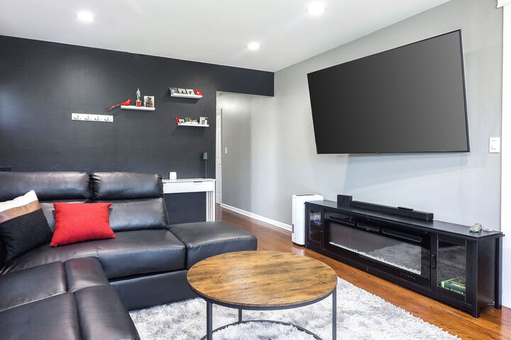 Property Photo:  417 Hyde Park Avenue  IL 60162 