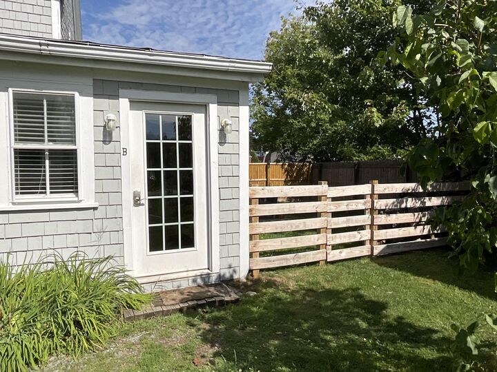 Property Photo:  6 Otis Street  ME 04974 