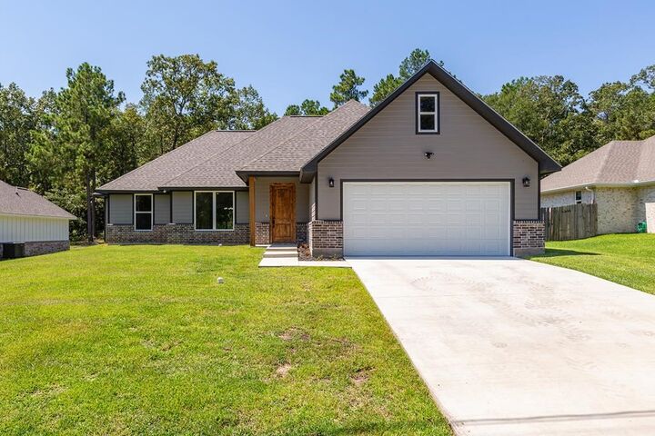 Property Photo:  317 Shirey  TX 75901 