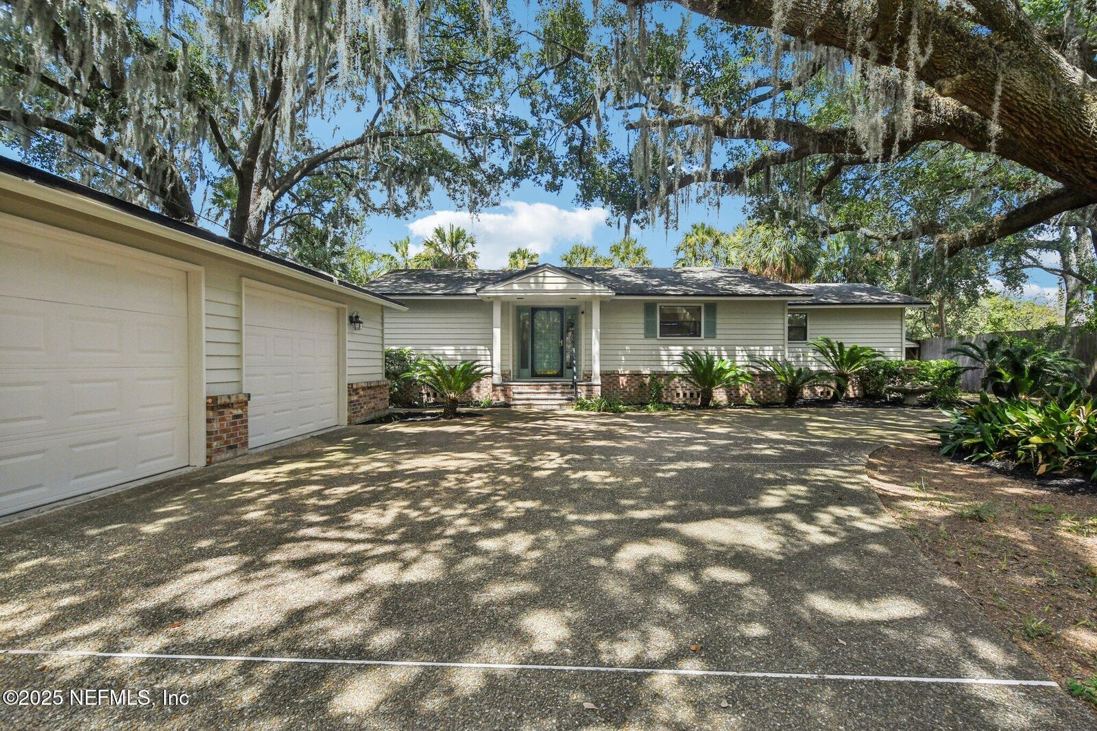 Property Photo: 5055 Sanibel Drive FL 32210