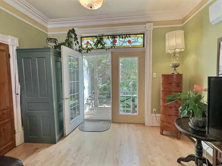 Property Photo: 206 Sydney Street PE C1A 1G8