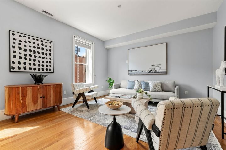 Property Photo:  177 Endicott St 3  MA 02113 