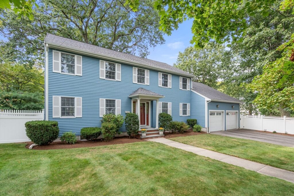 Property Photo:  7 Arapahoe Rd  MA 02465 