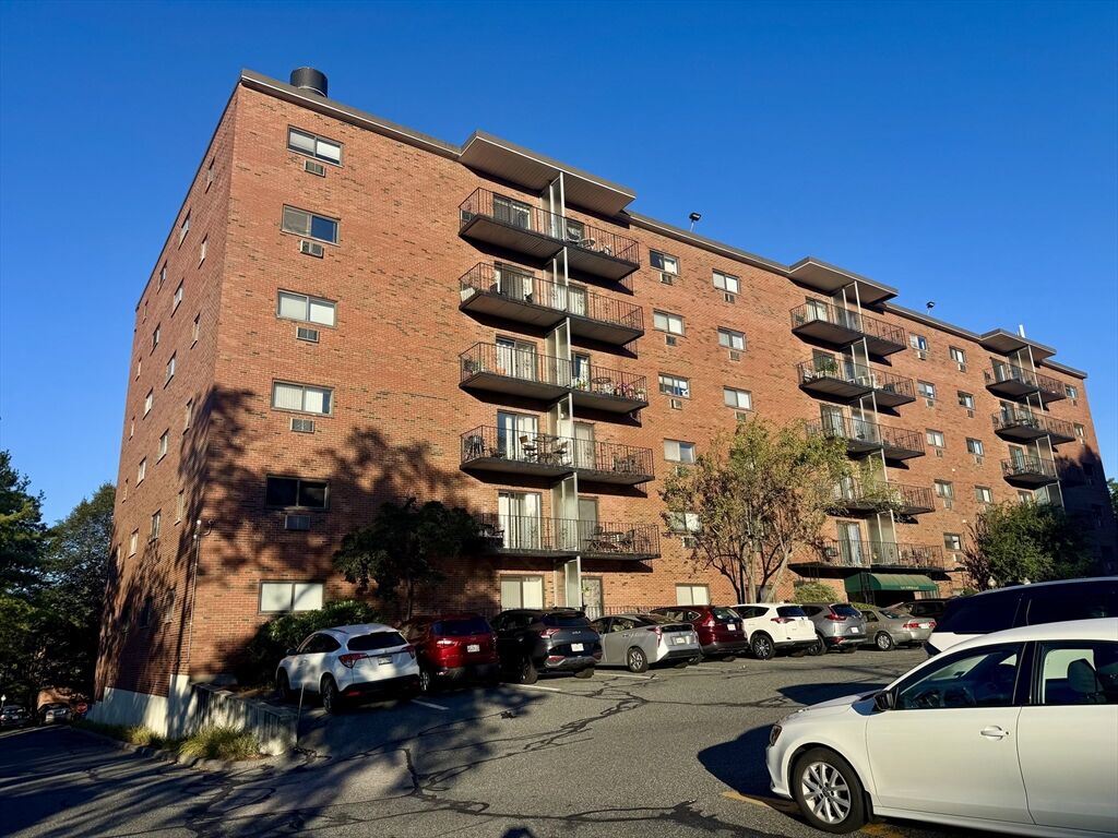 Property Photo:  1321 Worcester Rd 603  MA 01701 