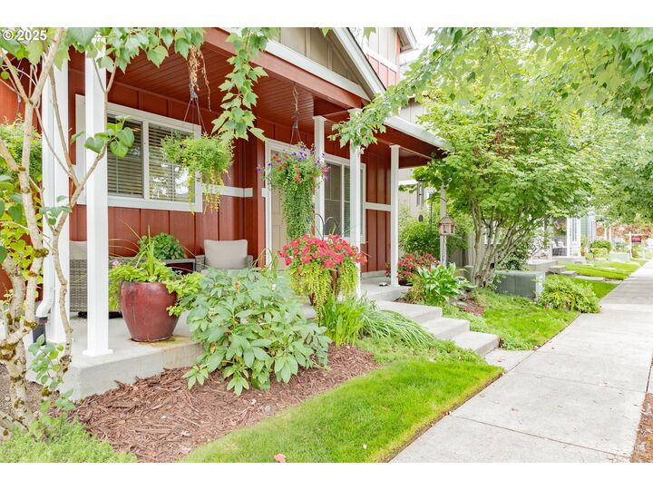 Property Photo: 1106 SE 6th St WA 98604