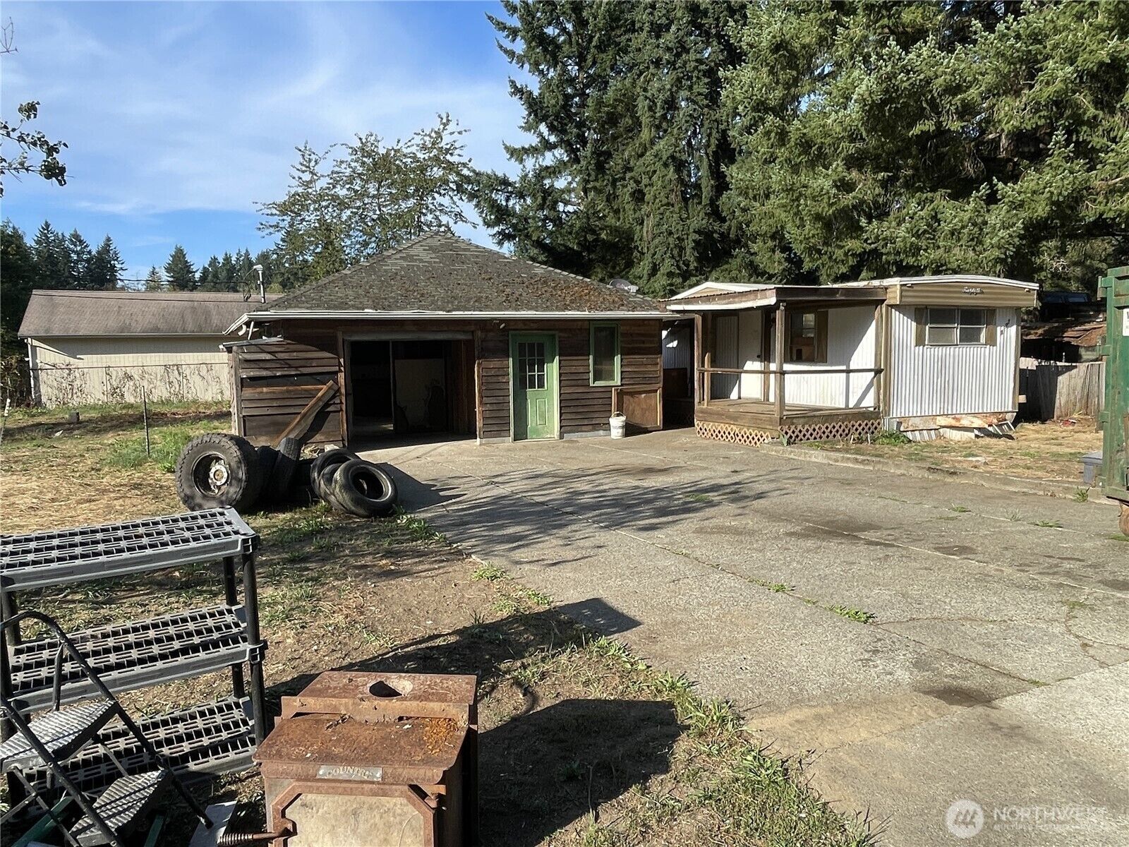 Property Photo:  1577 SE Oregon Street  WA 98367 