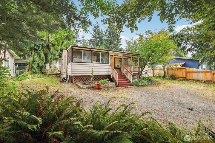 Property Photo: 482 Hilltop Drive WA 98284
