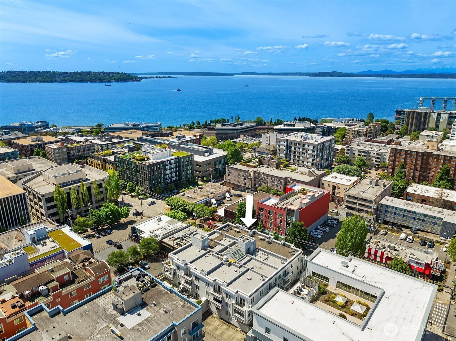 Property Photo: 520 2nd Avenue W 406 WA 98119